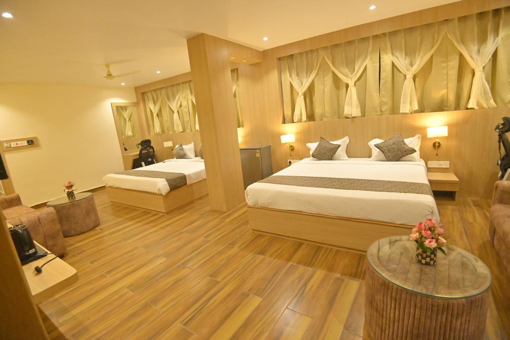 Hotel Jk Palace Allāhābād Junction Dış mekan fotoğraf