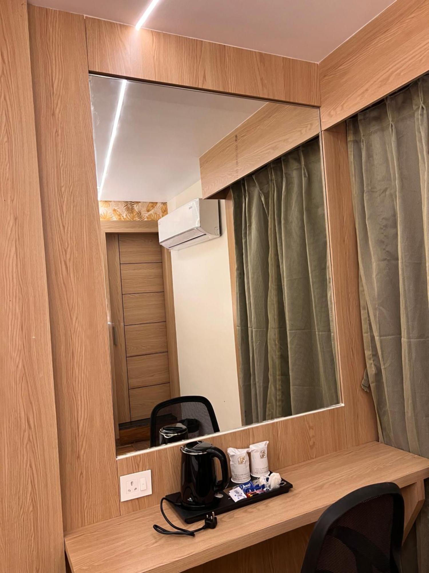 Hotel Jk Palace Allāhābād Junction Dış mekan fotoğraf